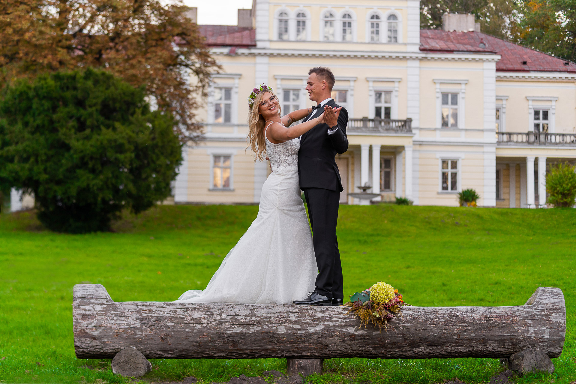 Olsztyn — plener ślubny koło Częstochowy – fotograf Częstochowa