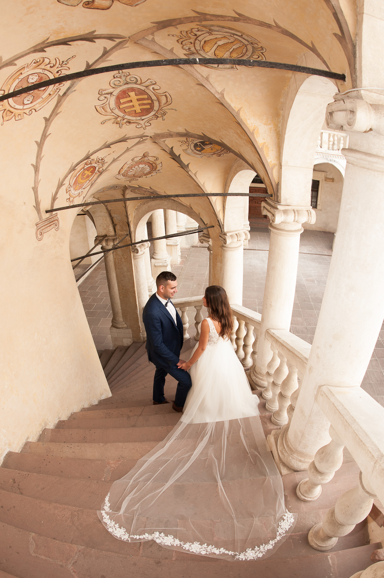 Pałac Baranów Sandomierski — plener ślubny – fotograf Częstochowa
