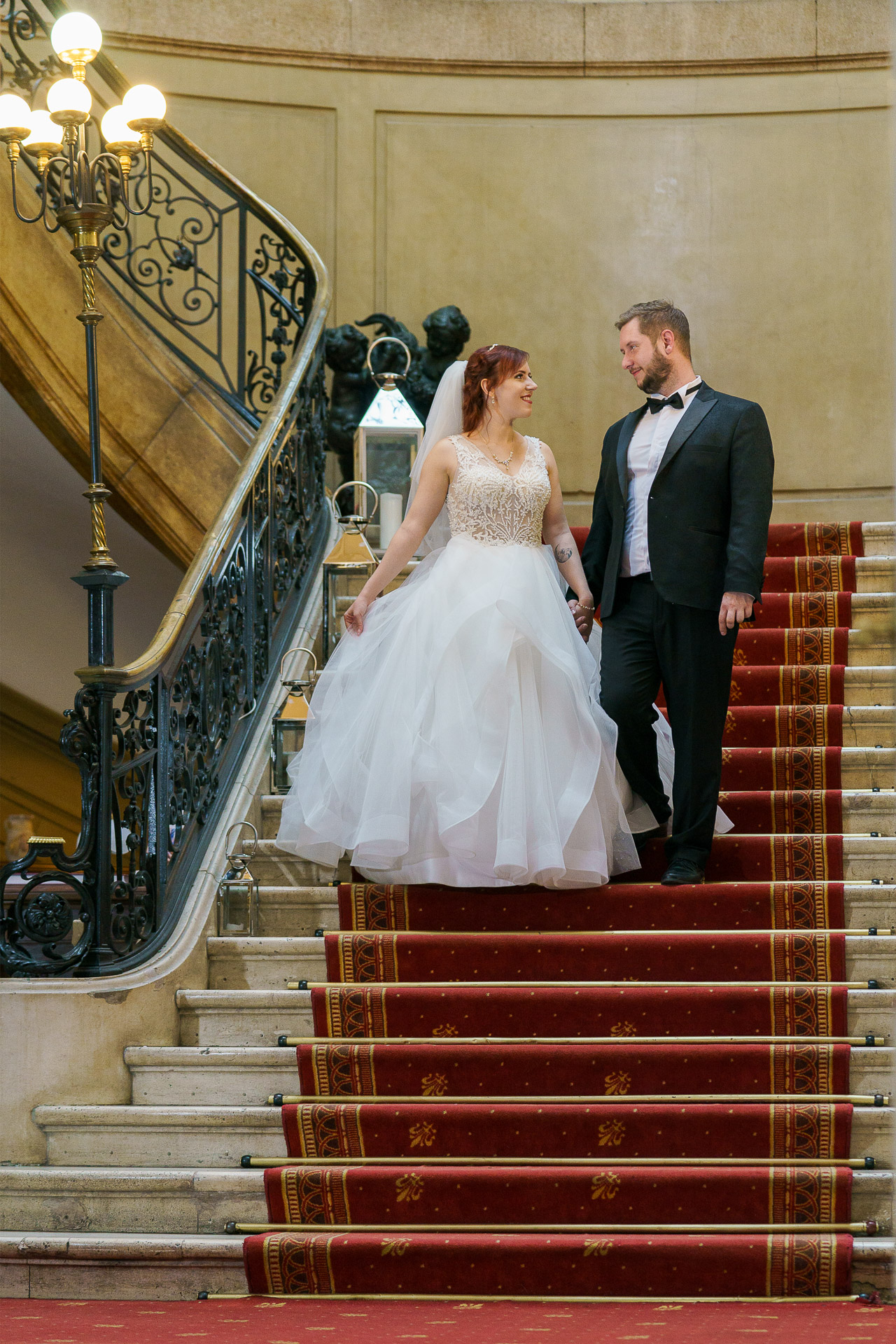 Pałac Kawalera o zachodzie słońca — plener ślubny – fotograf Częstochowa