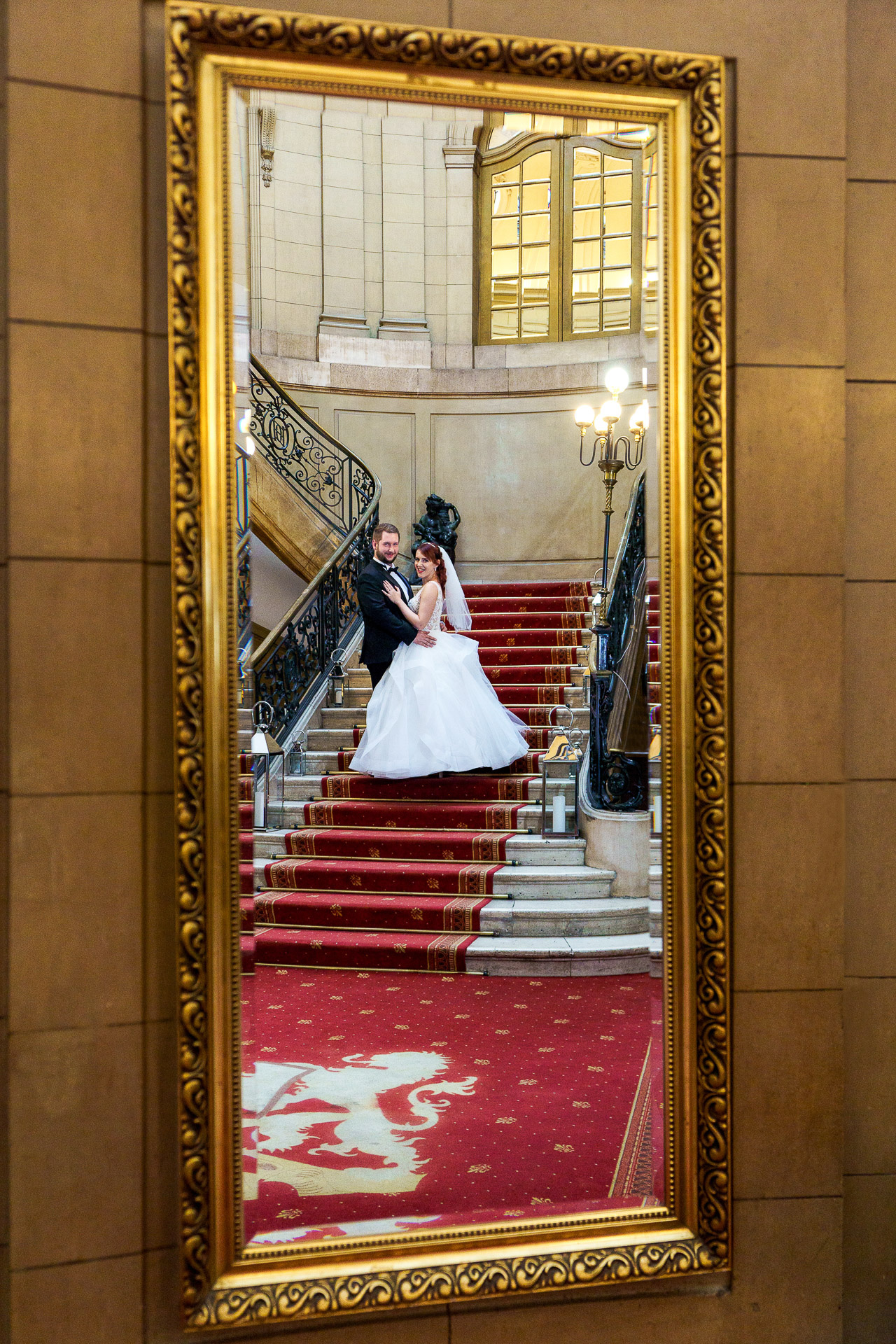 Pałac Kawalera o zachodzie słońca — plener ślubny – fotograf Częstochowa